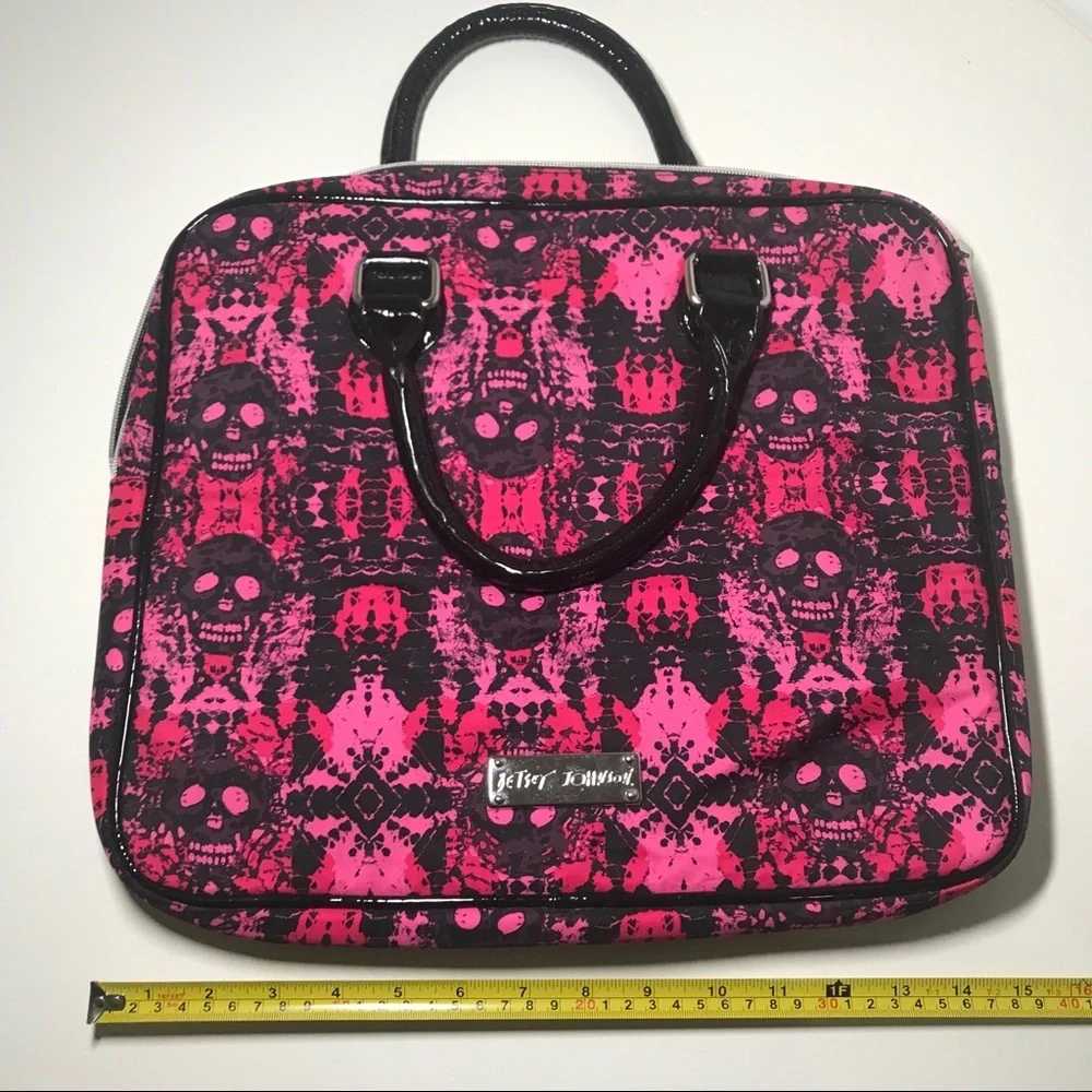 Betsey Johnson Hot Pink Dead Head Skull Laptop Bag